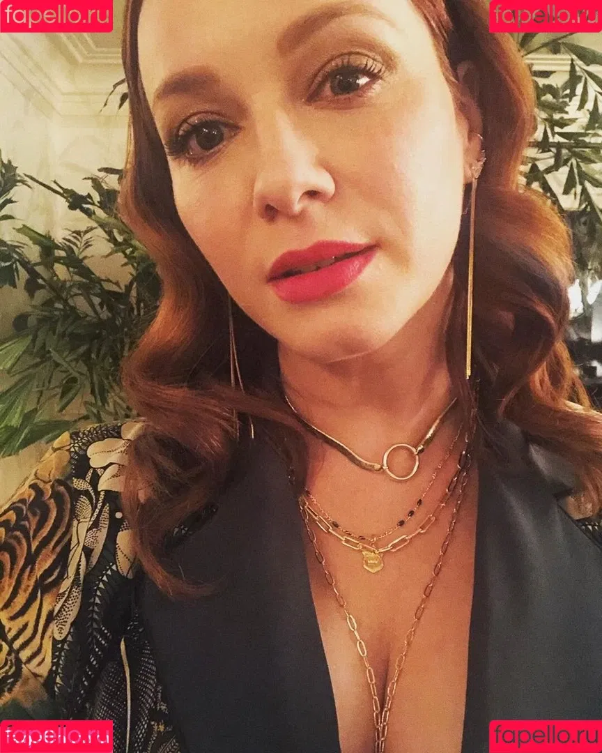Christina Hendricks Onlyfans Photo Gallery 