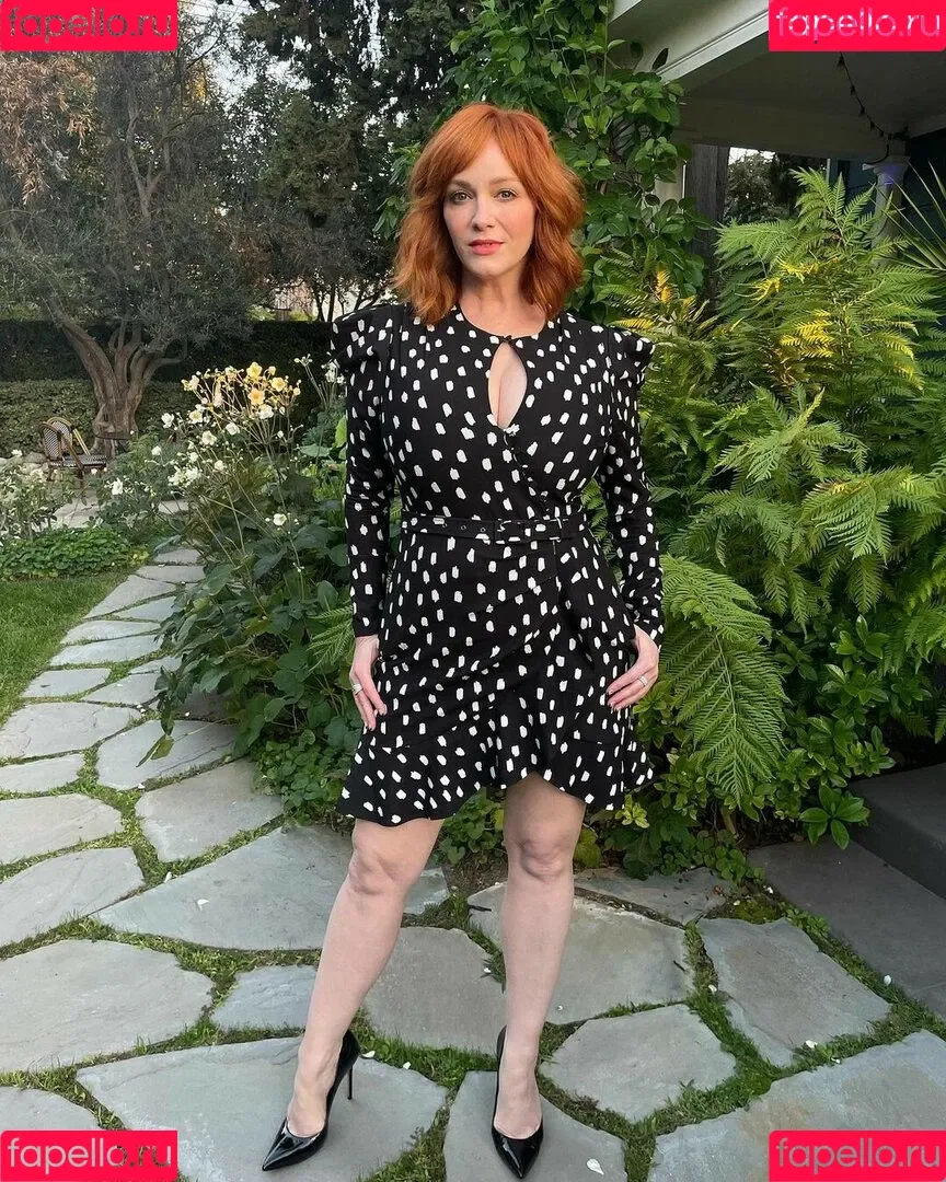 Christina Hendricks Onlyfans Photo Gallery 