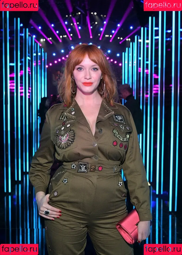 Christina Hendricks Onlyfans Photo Gallery 