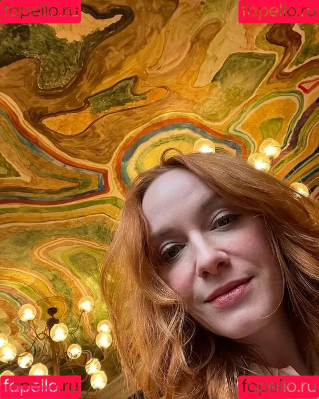 Christina Hendricks Onlyfans Photo Gallery 