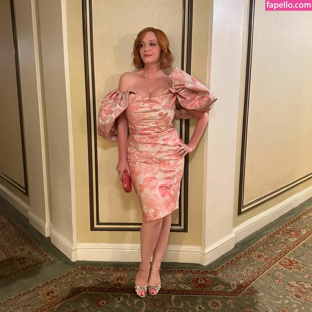 Christina Hendricks Onlyfans Photo Gallery 