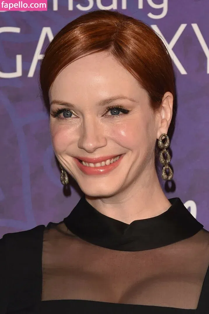 Christina Hendricks Onlyfans Photo Gallery 