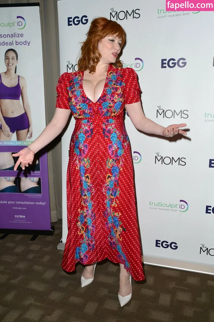 Christina Hendricks Onlyfans Photo Gallery 