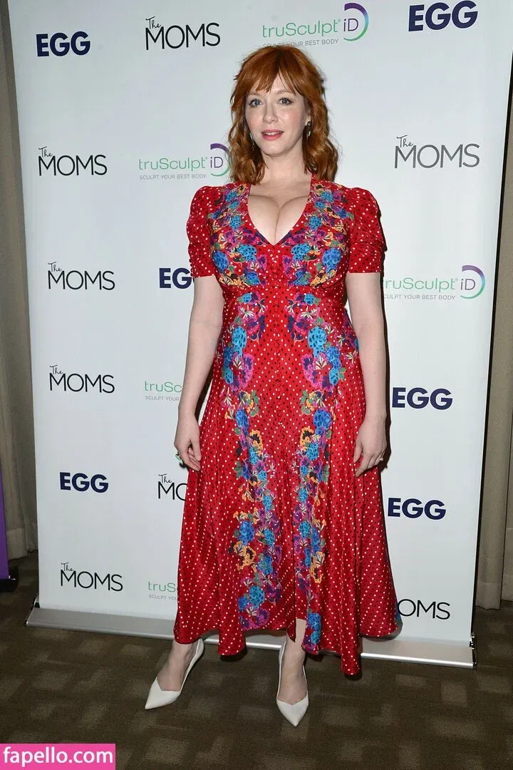 Christina Hendricks Onlyfans Photo Gallery 