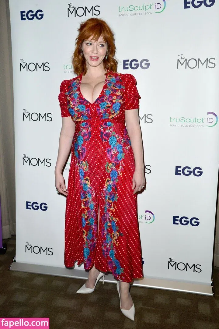 Christina Hendricks Onlyfans Photo Gallery 