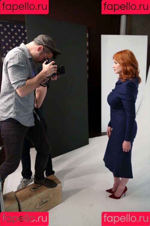 Christina Hendricks Onlyfans Photo Gallery 