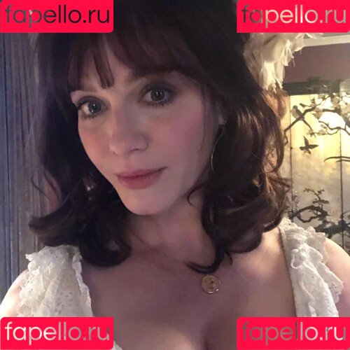 Christina Hendricks Onlyfans Photo Gallery 