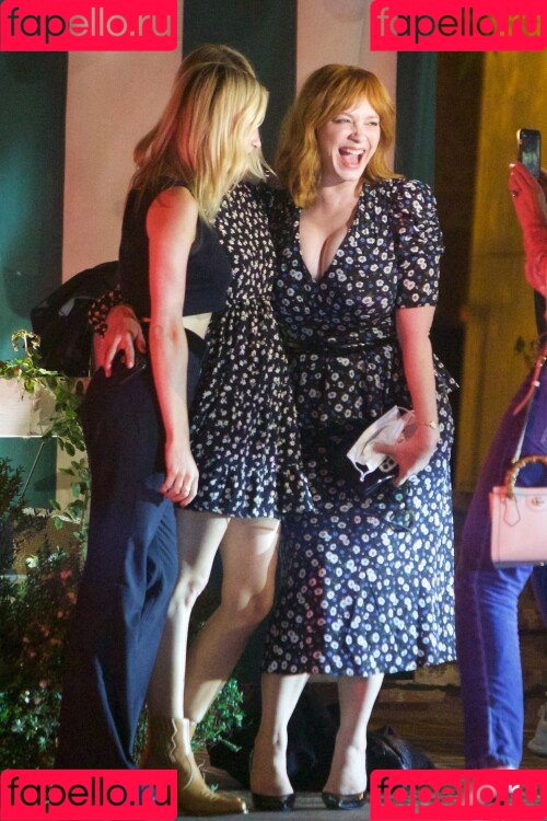 Christina Hendricks Onlyfans Photo Gallery 