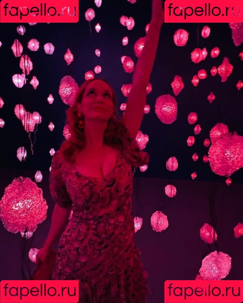 Christina Hendricks Onlyfans Photo Gallery 