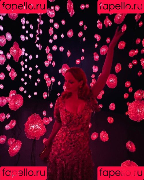 Christina Hendricks Onlyfans Photo Gallery 