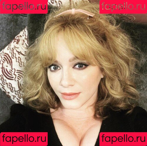 Christina Hendricks Onlyfans Photo Gallery 