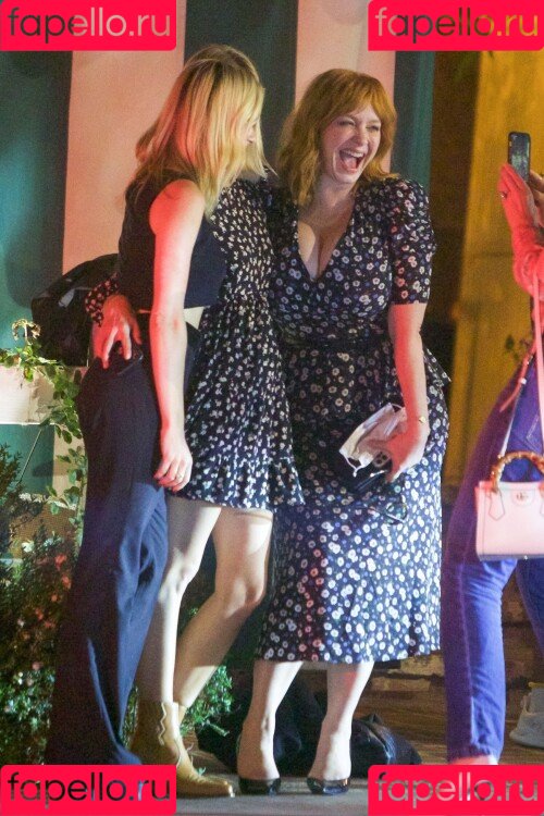 Christina Hendricks Onlyfans Photo Gallery 