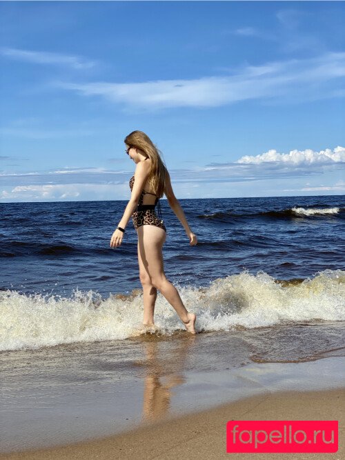 Anna Gloss Onlyfans Photo Gallery 