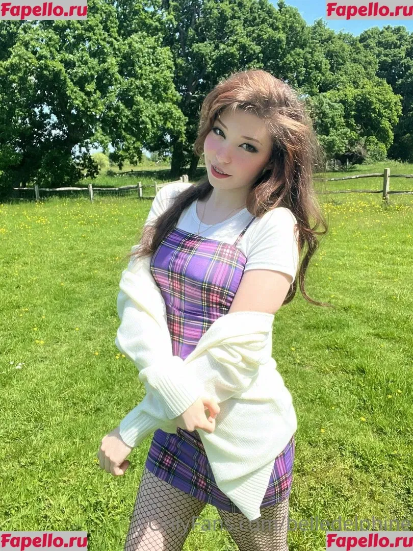 Belle Delphine Onlyfans Photo Gallery 