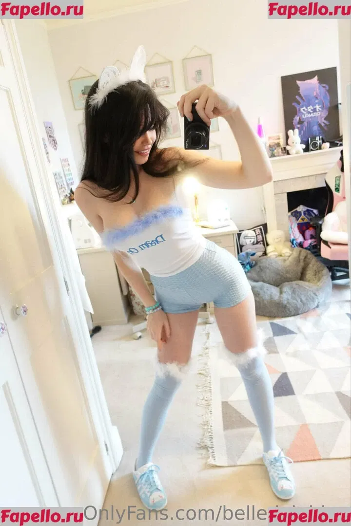 Belle Delphine Onlyfans Photo Gallery 