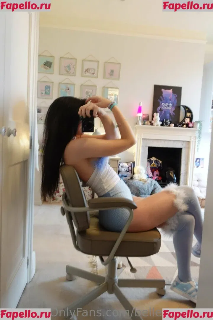 Belle Delphine Onlyfans Photo Gallery 