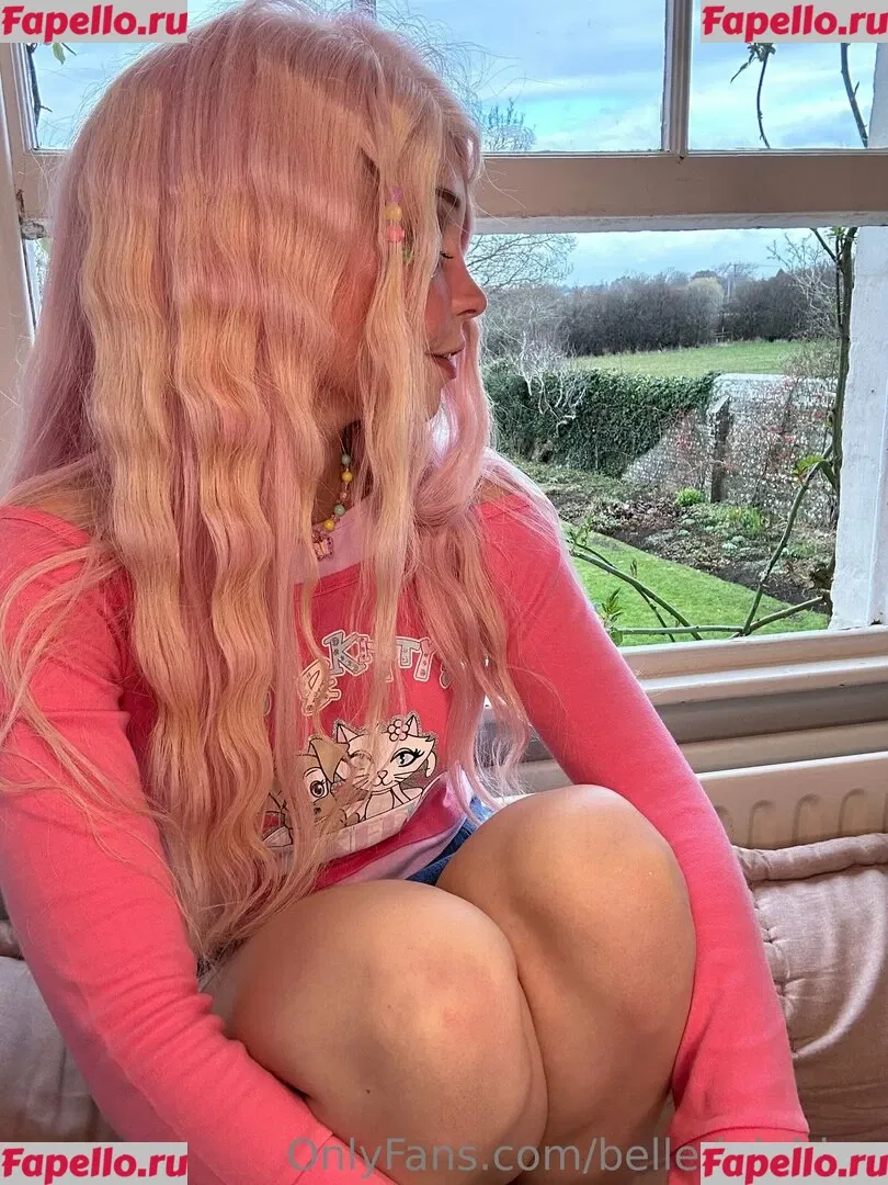 Belle Delphine Onlyfans Photo Gallery 
