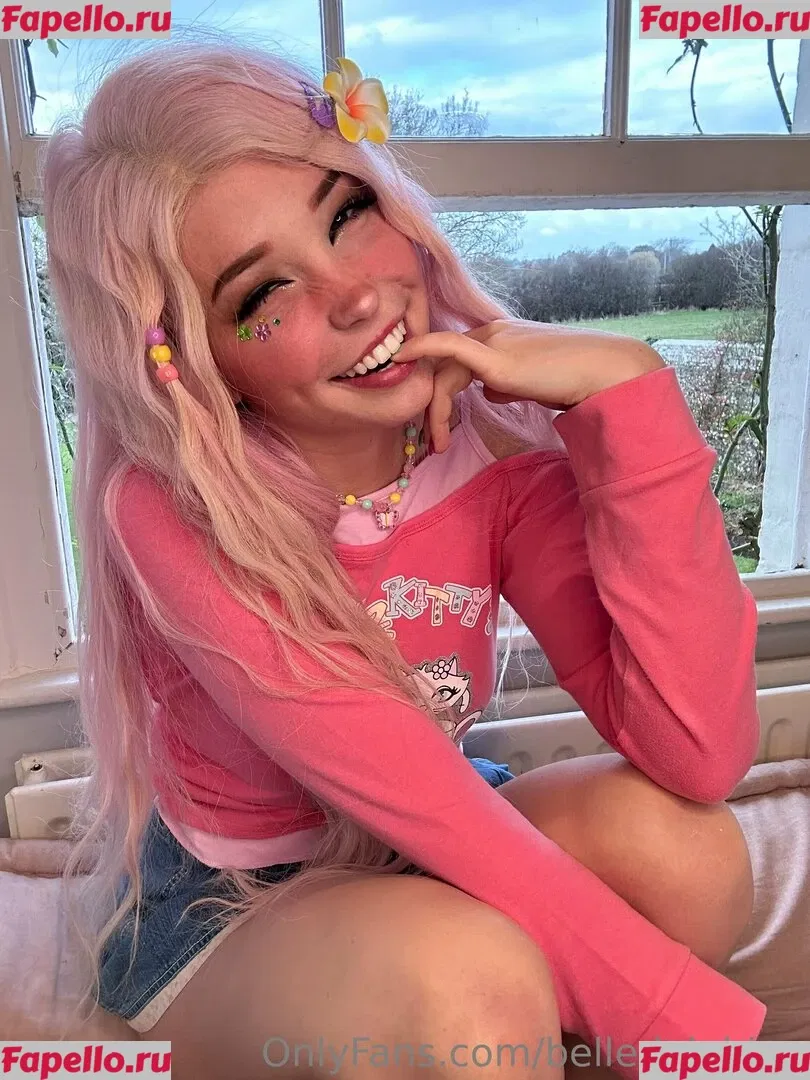 Belle Delphine Onlyfans Photo Gallery 