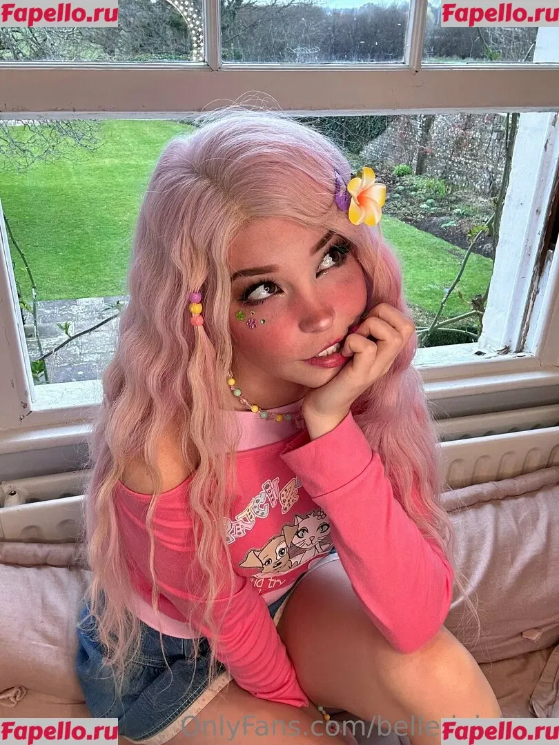 Belle Delphine Onlyfans Photo Gallery 