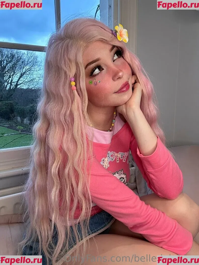 Belle Delphine Onlyfans Photo Gallery 