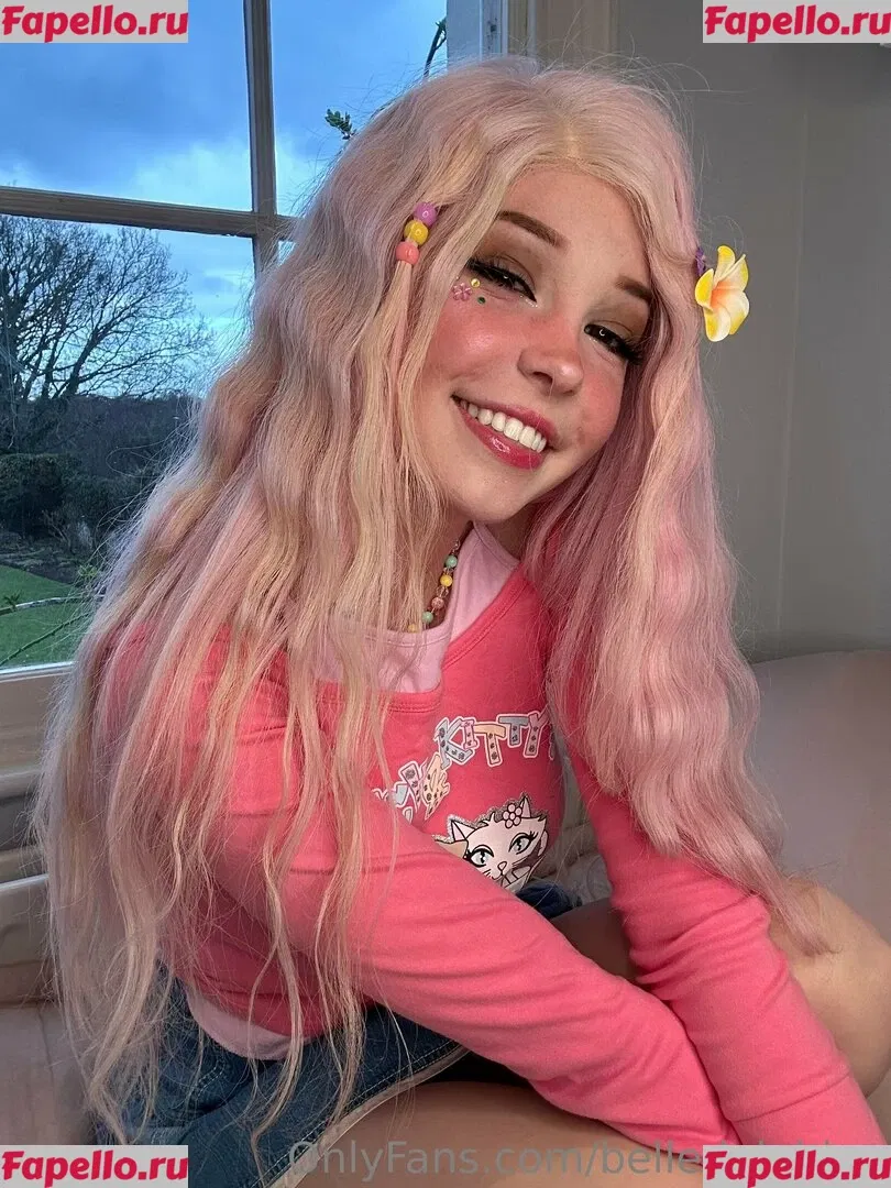 Belle Delphine Onlyfans Photo Gallery 