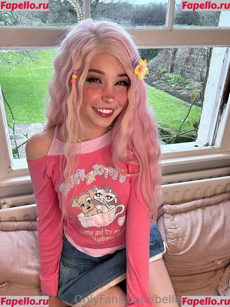 Belle Delphine Onlyfans Photo Gallery 