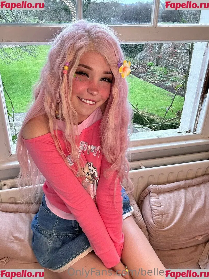 Belle Delphine Onlyfans Photo Gallery 