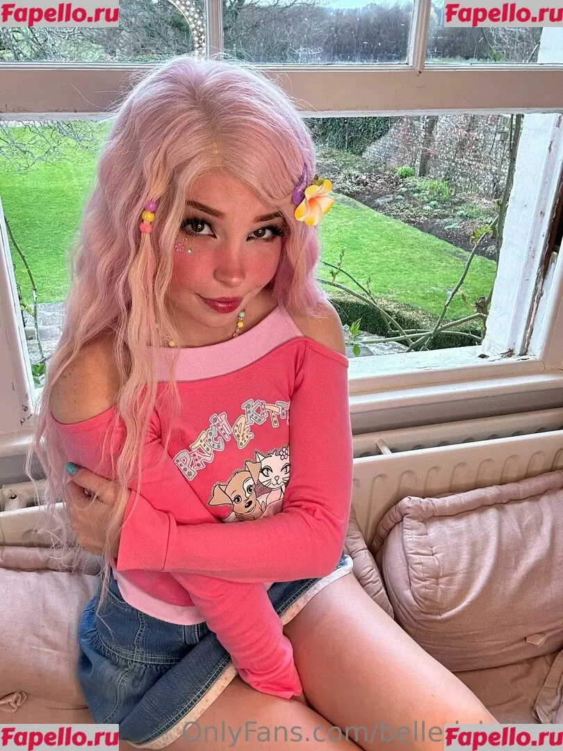 Belle Delphine Onlyfans Photo Gallery 