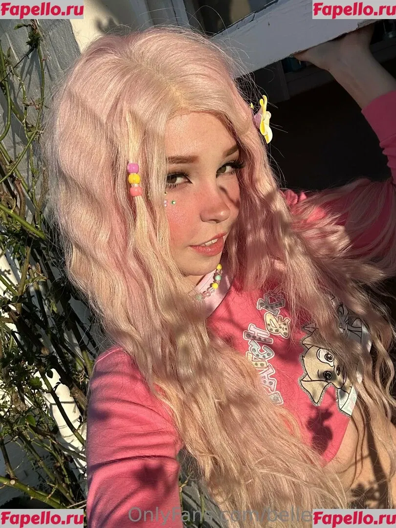 Belle Delphine Onlyfans Photo Gallery 
