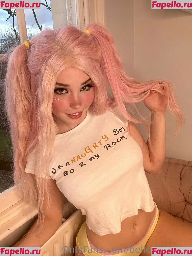 Belle Delphine Onlyfans Photo Gallery 