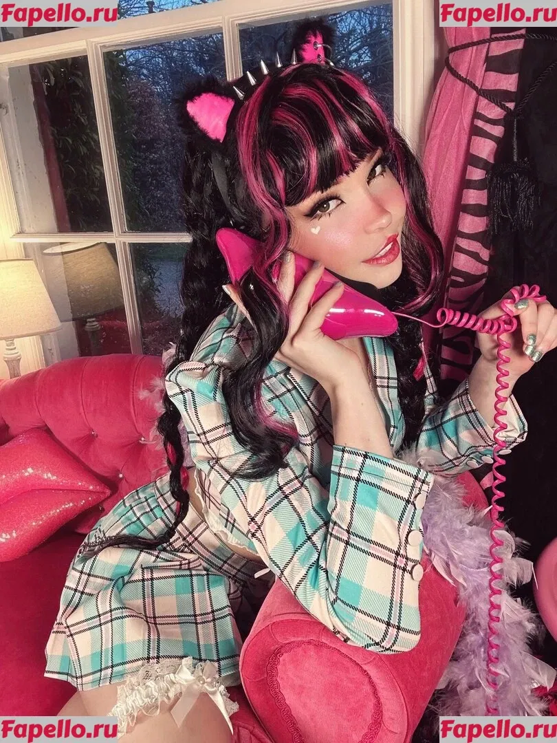 Belle Delphine Onlyfans Photo Gallery 