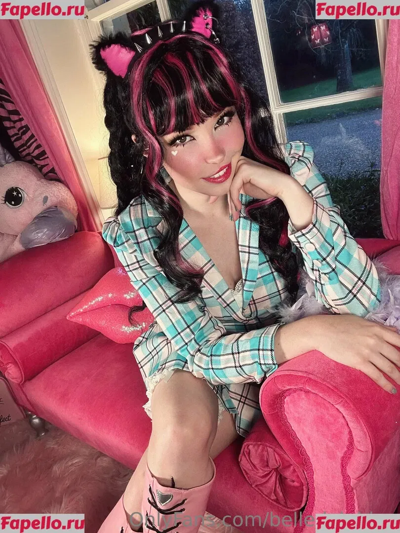 Belle Delphine Onlyfans Photo Gallery 