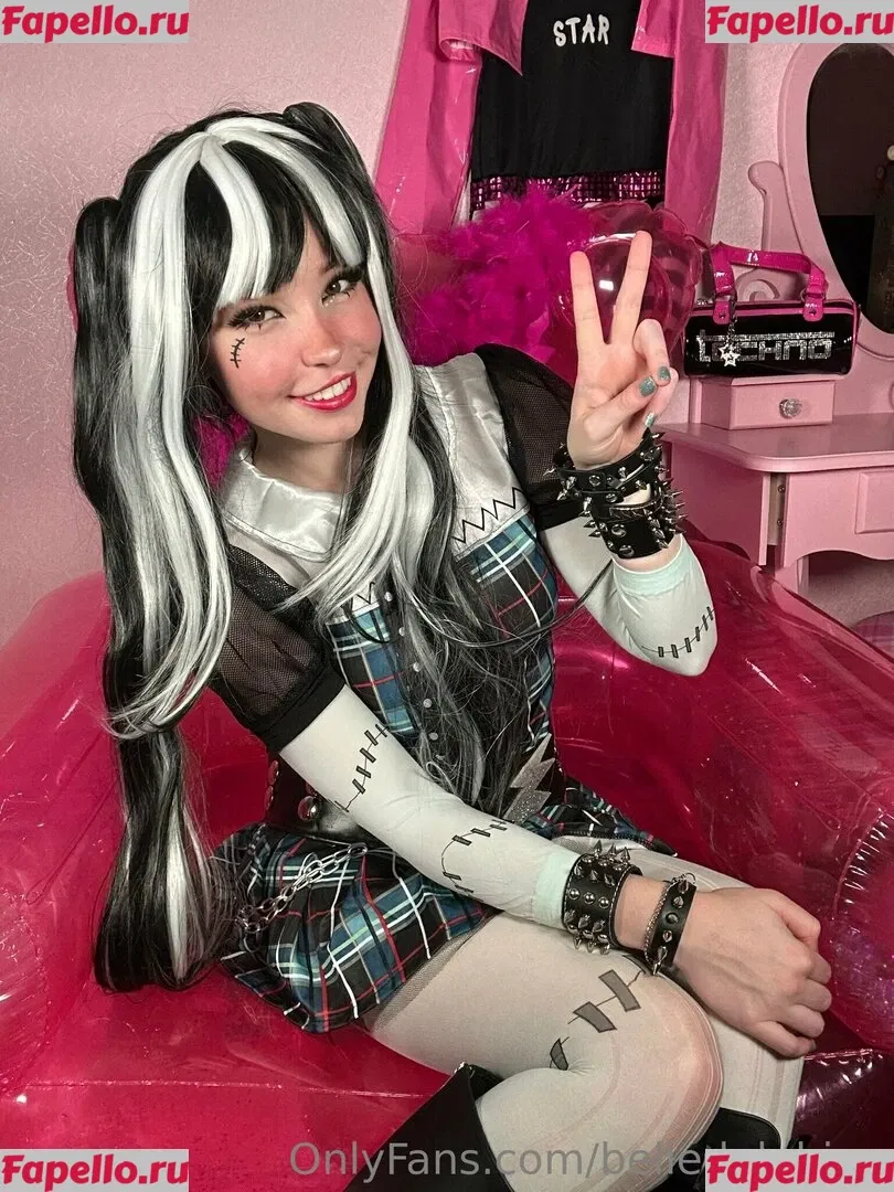 Belle Delphine Onlyfans Photo Gallery 
