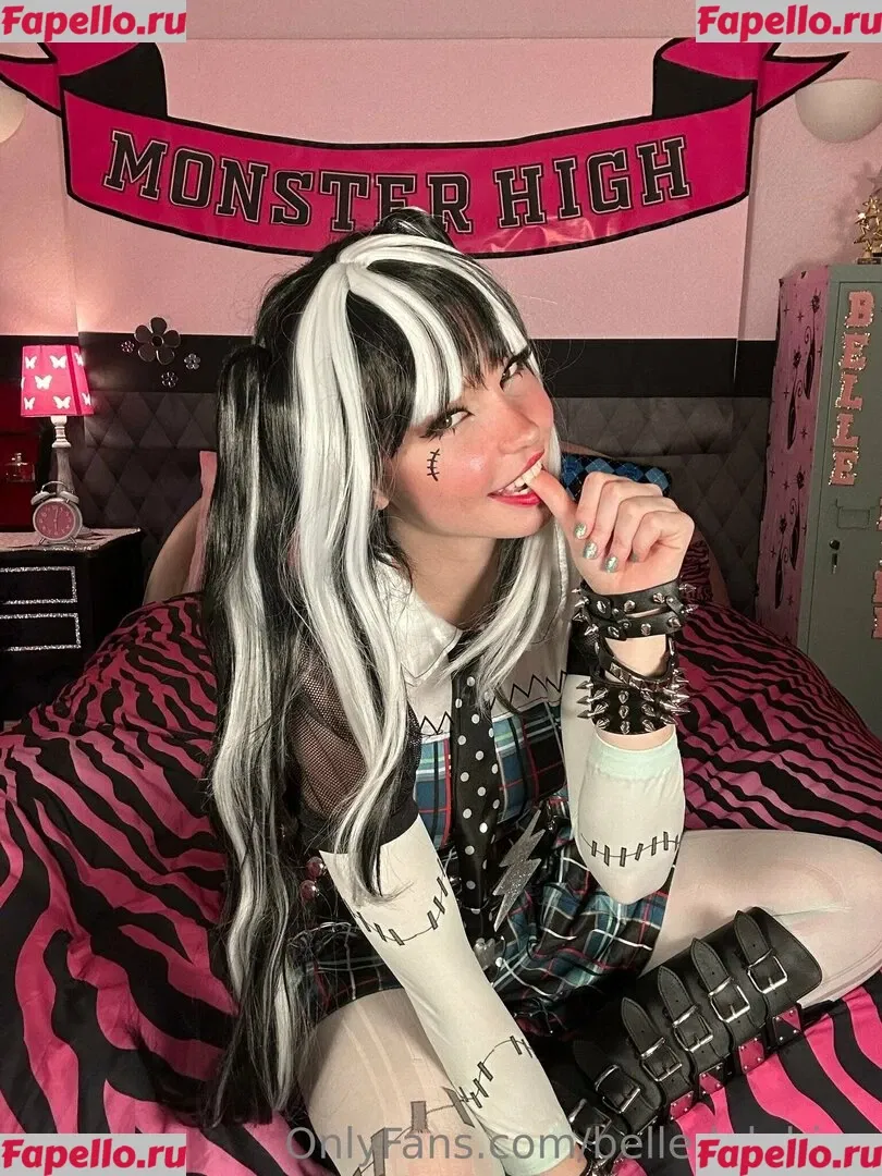 Belle Delphine Onlyfans Photo Gallery 