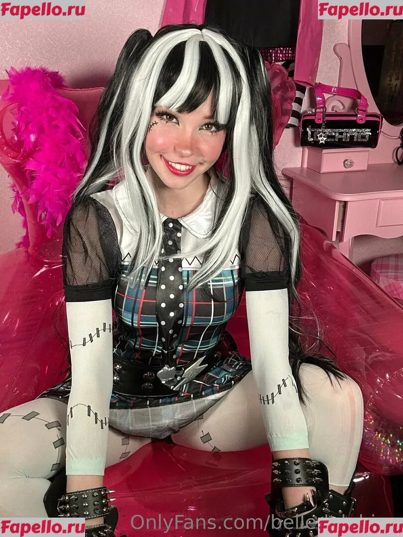 Belle Delphine Onlyfans Photo Gallery 
