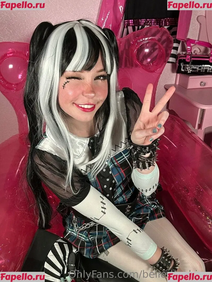Belle Delphine Onlyfans Photo Gallery 