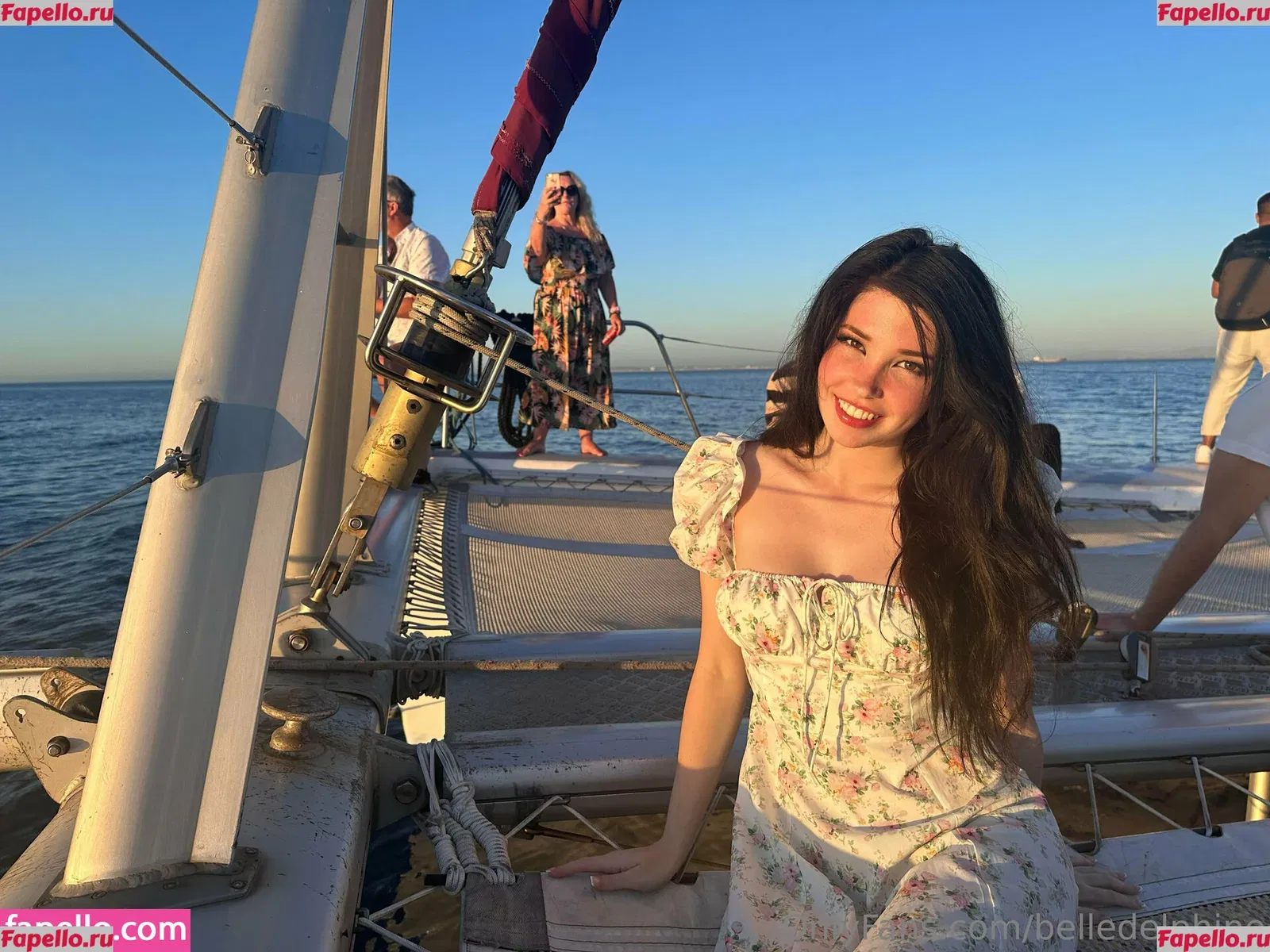 Belle Delphine Onlyfans Photo Gallery 