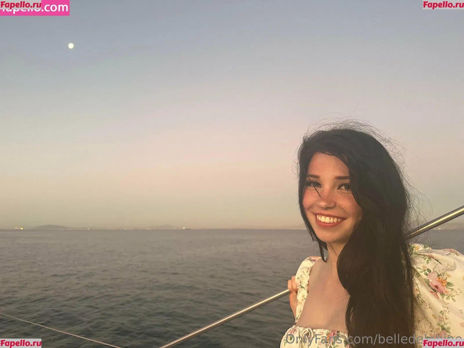 Belle Delphine Onlyfans Photo Gallery 