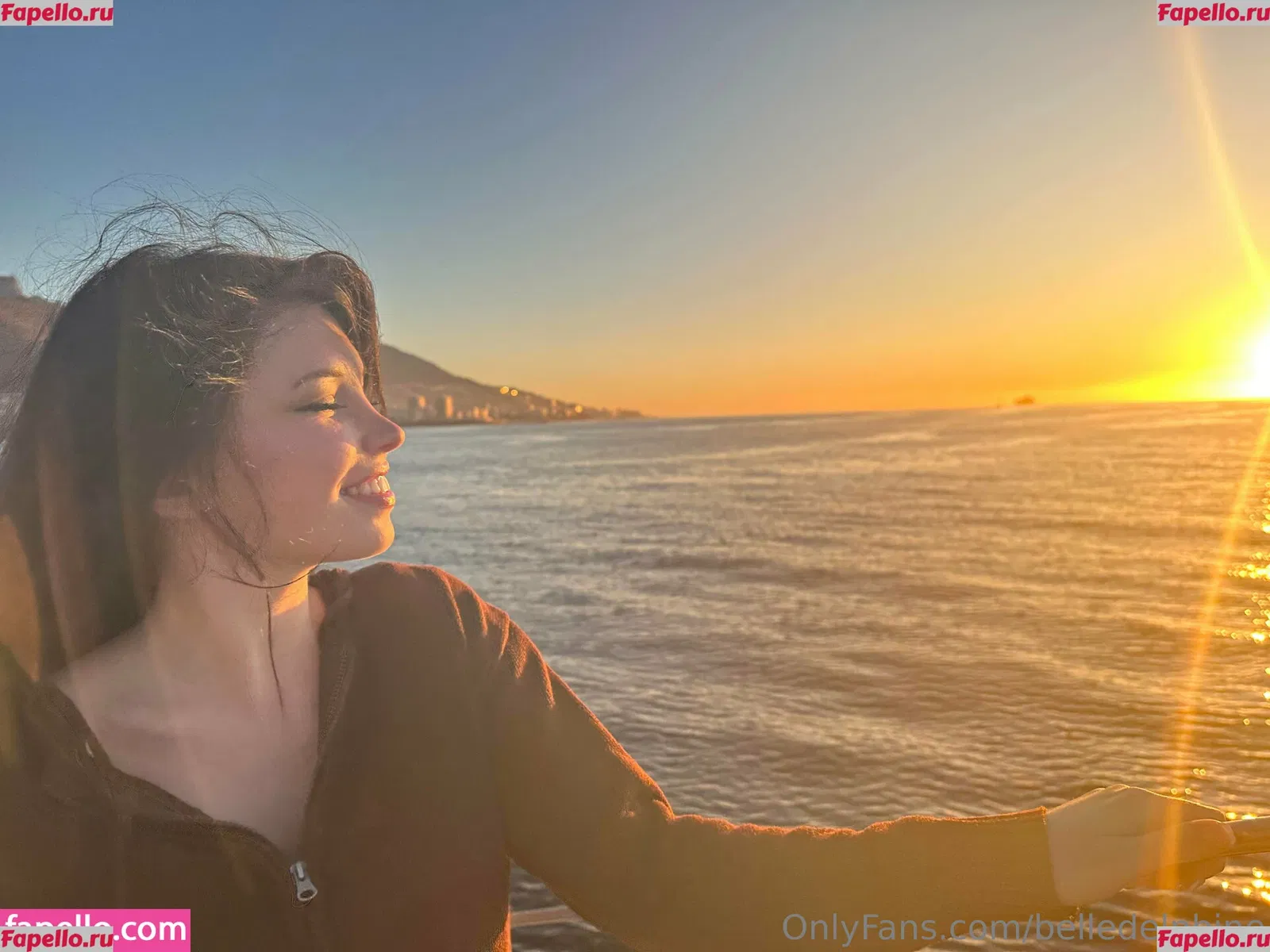 Belle Delphine Onlyfans Photo Gallery 