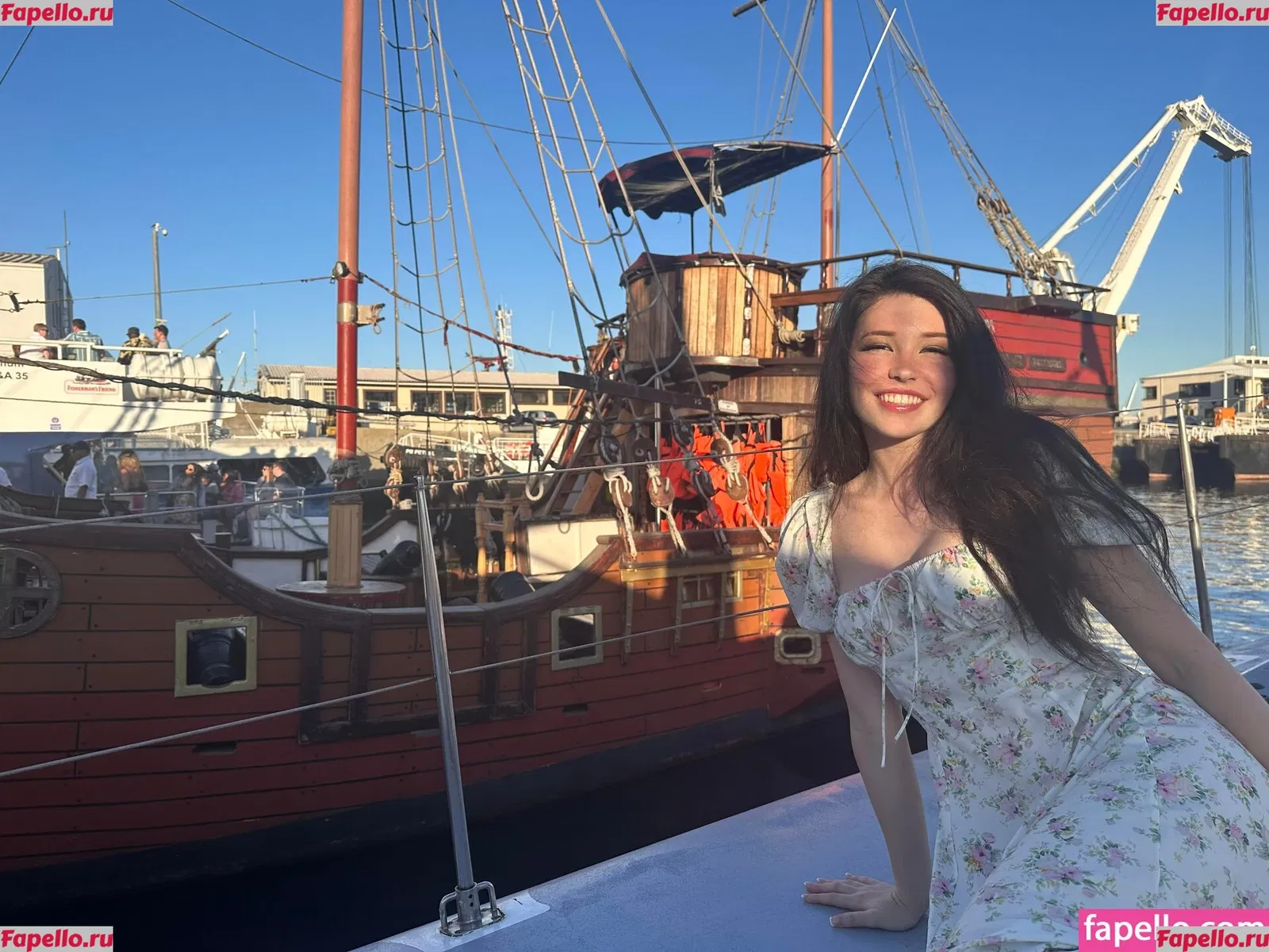 Belle Delphine Onlyfans Photo Gallery 