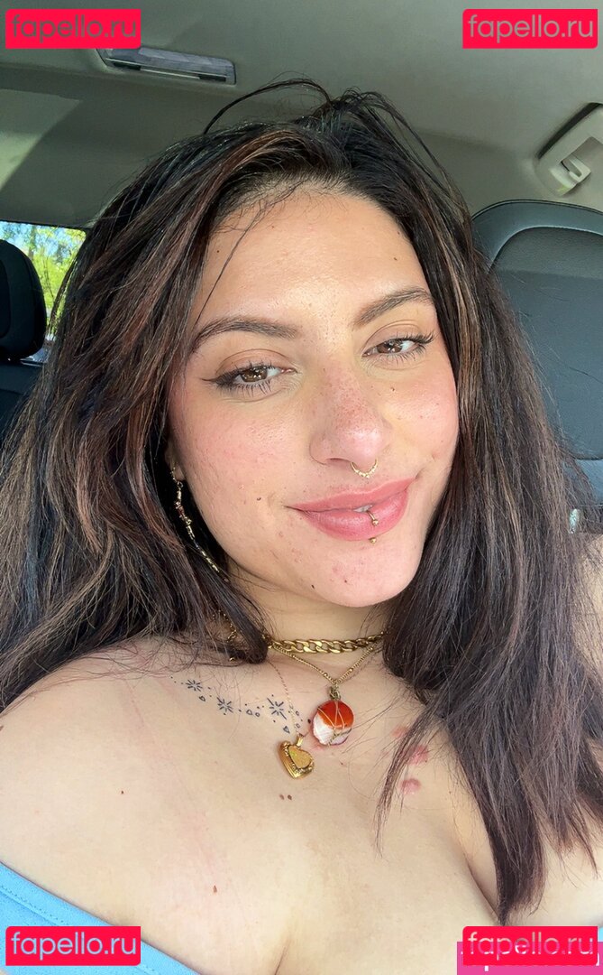 $AriRoya / Chaos Fae Ari / afaeded / afghanican / chaos.fae / spiceelatina_ Onlyfans Photo Gallery 