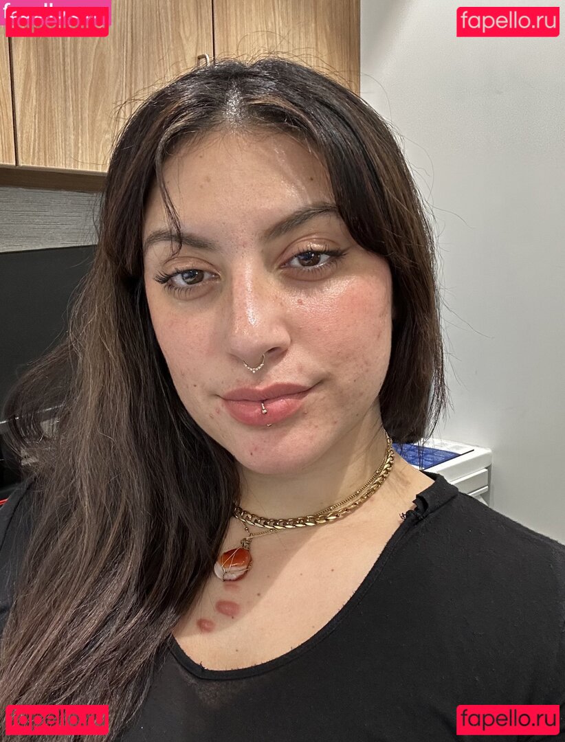 $AriRoya / Chaos Fae Ari / afaeded / afghanican / chaos.fae / spiceelatina_ Onlyfans Photo Gallery 