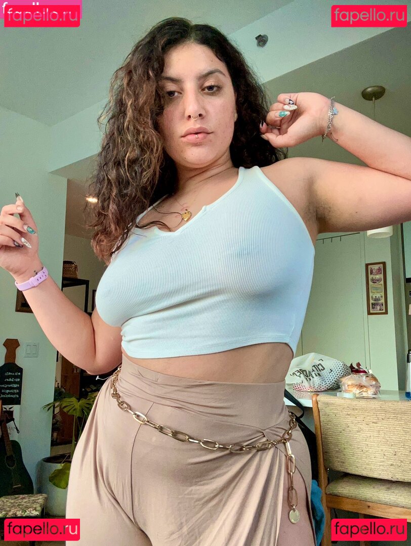 $AriRoya / Chaos Fae Ari / afaeded / afghanican / chaos.fae / spiceelatina_ Onlyfans Photo Gallery 