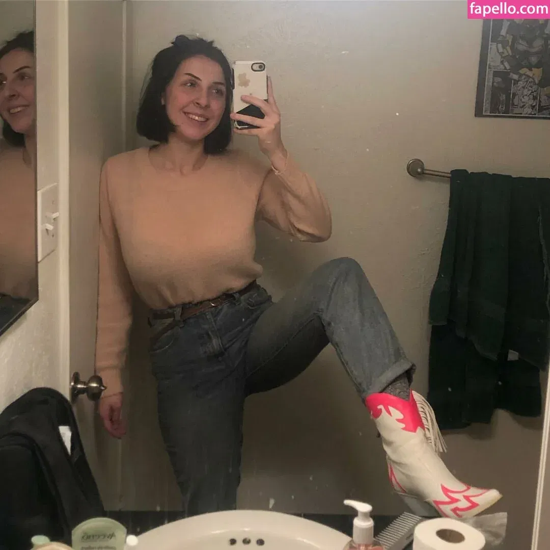 MakSim Onlyfans Photo Gallery 