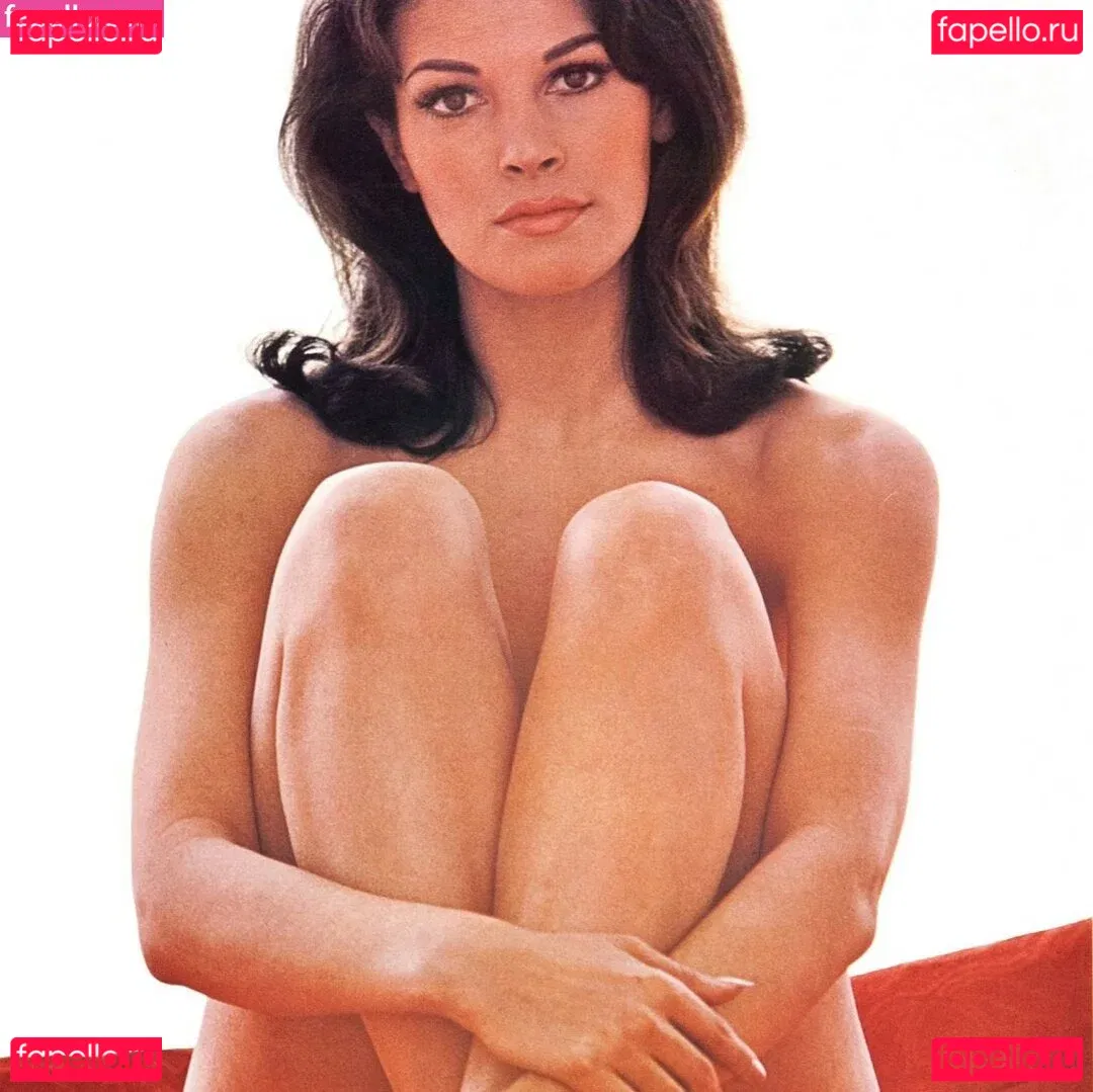 Raquel Welch Onlyfans Photo Gallery 