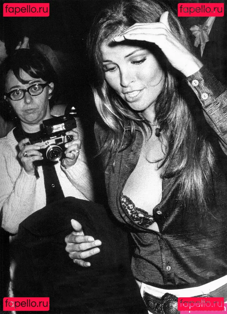 Raquel Welch Onlyfans Photo Gallery 