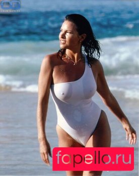 Raquel Welch Onlyfans Photo Gallery 