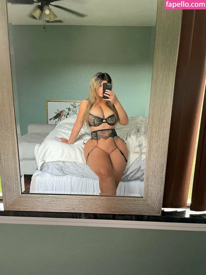 Natalie Monroe Onlyfans Photo Gallery 