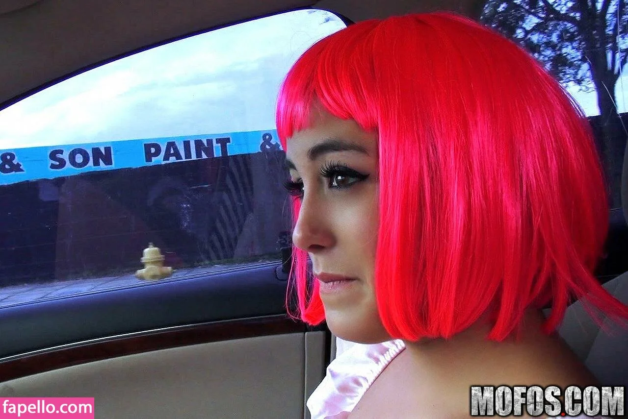 Natalie Monroe Onlyfans Photo Gallery 