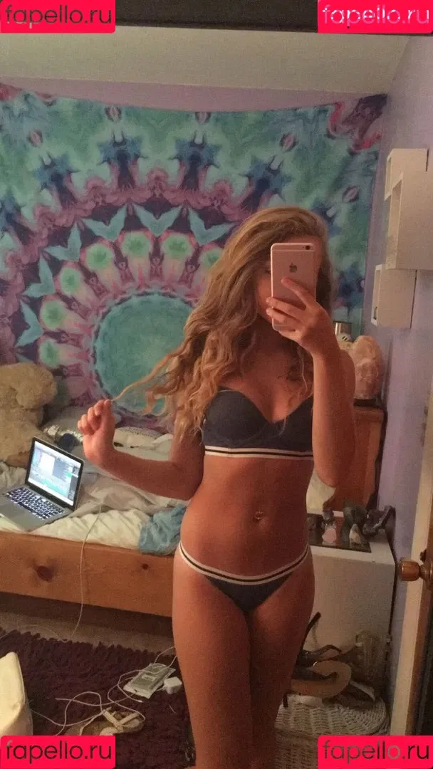 destinyyyyx3 Onlyfans Photo Gallery 